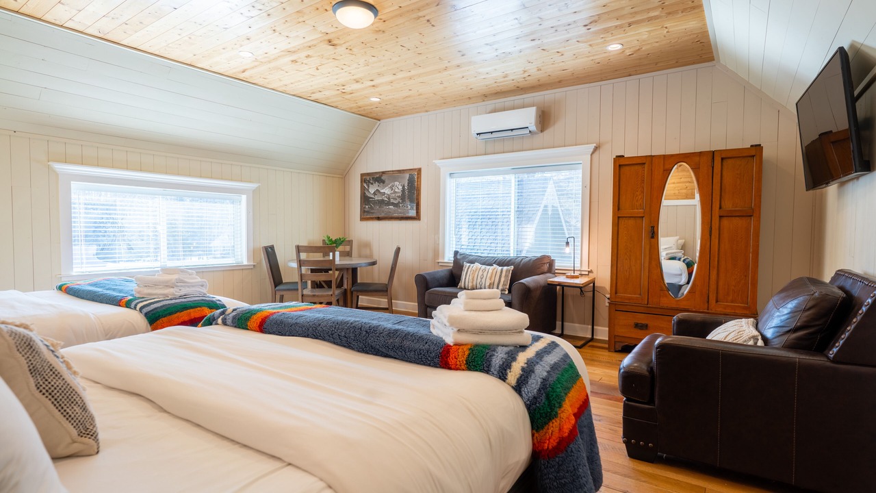 Photo of Bedroom in McCloud