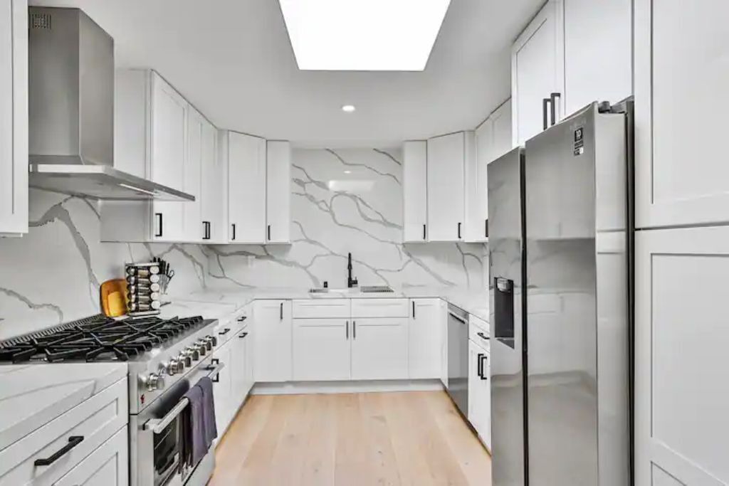 Photo of Kitchen in Linda Mar