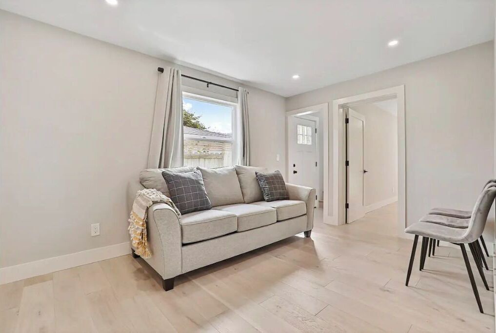 Photo of Livingroom in Linda Mar