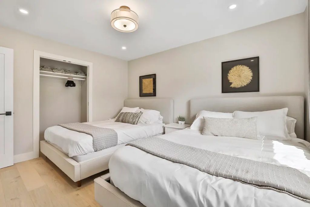 Photo of Bedroom in Linda Mar