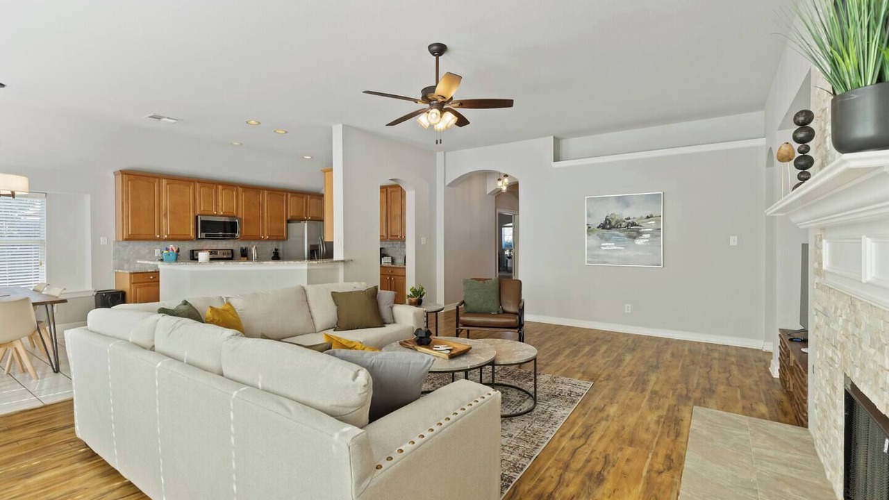 Photo of Livingroom in Wylie