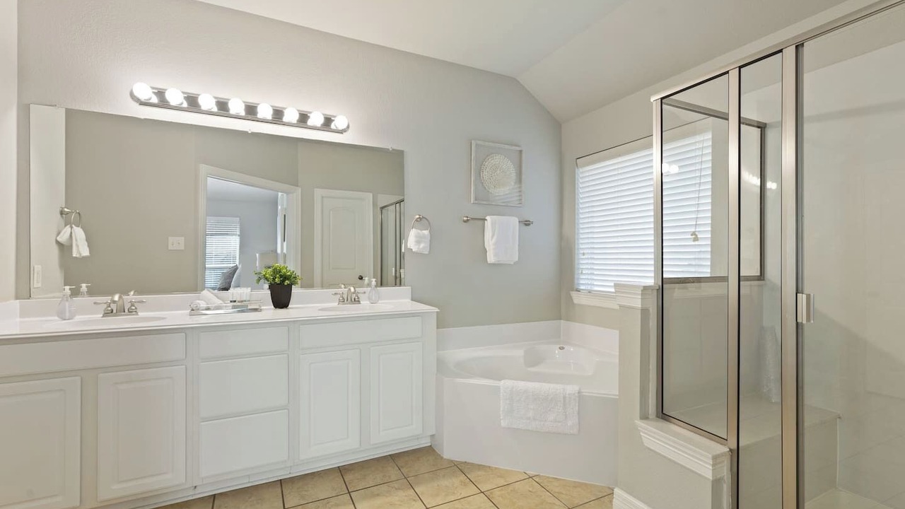 Photo of Bathroom in Wylie