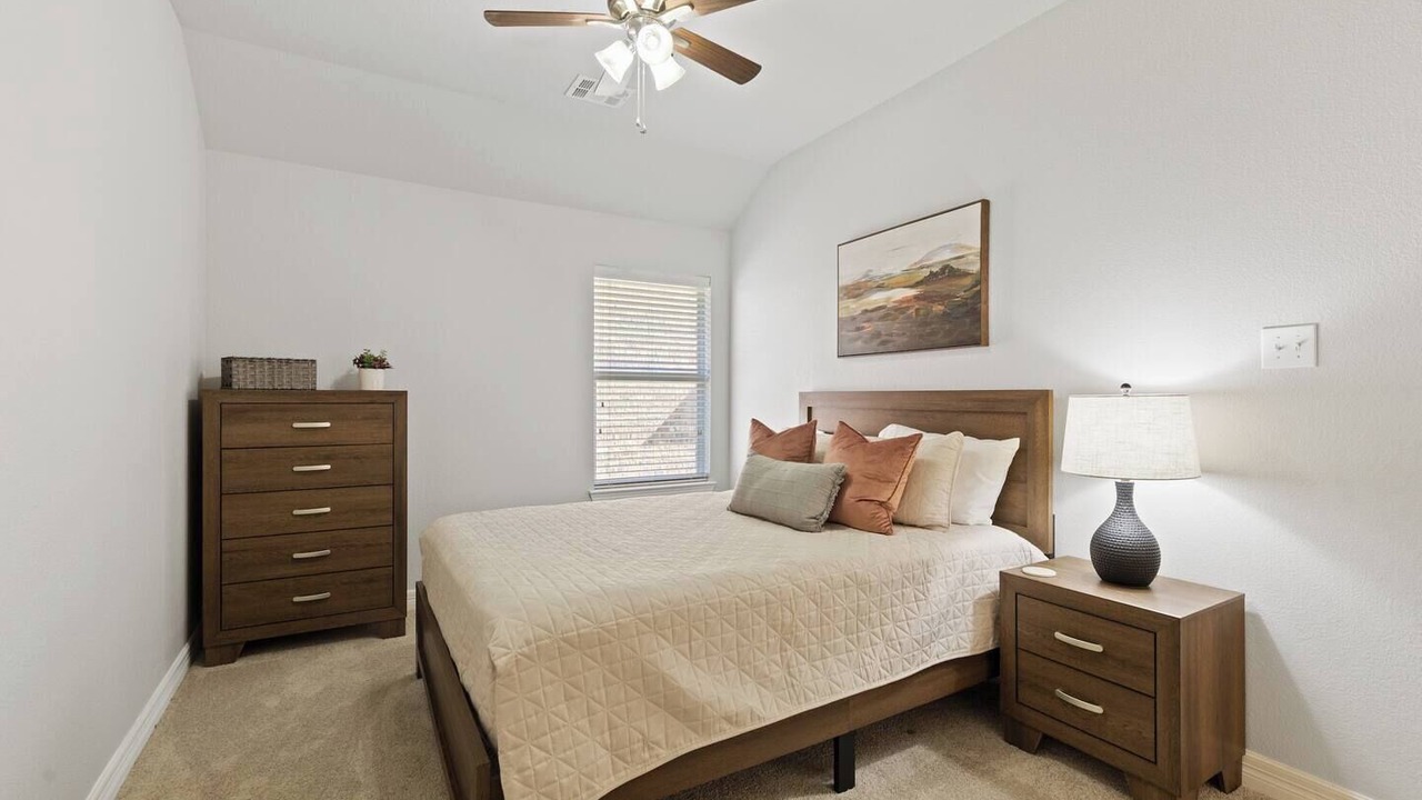 Photo of Bedroom in Wylie