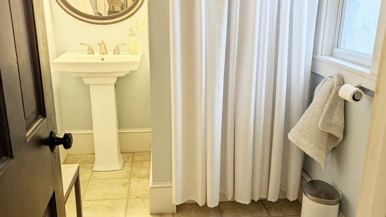 Photo of Bathroom in Acworth