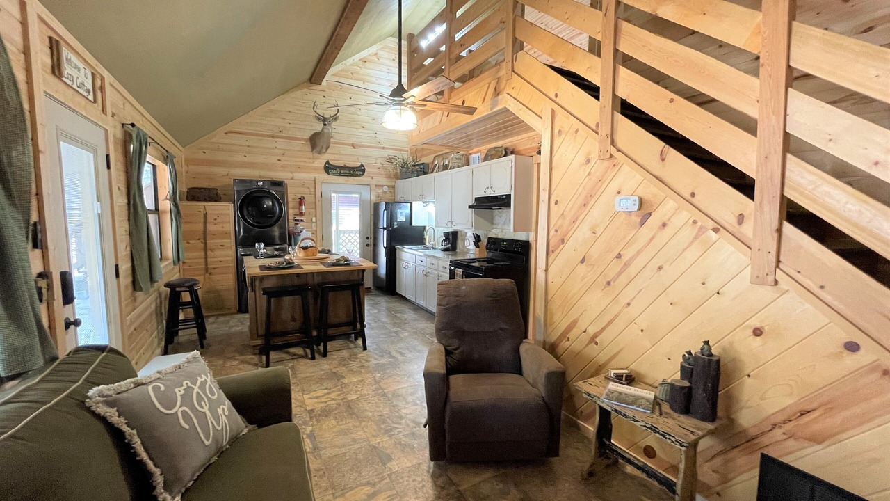 Photo of Bedroom in Broken Bow