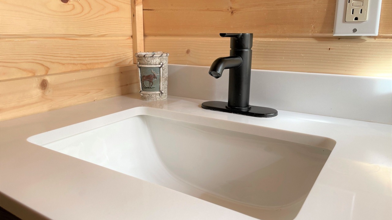 Photo of Bathroom in Broken Bow