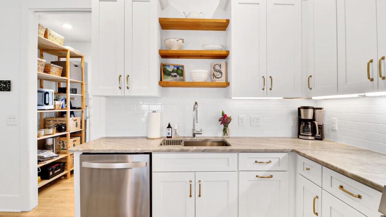 Photo of Kitchen in Northwest Quadrant