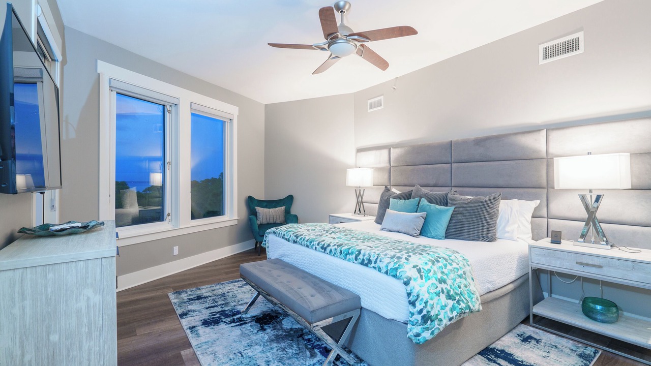 Photo of Bedroom in Baytowne Wharf