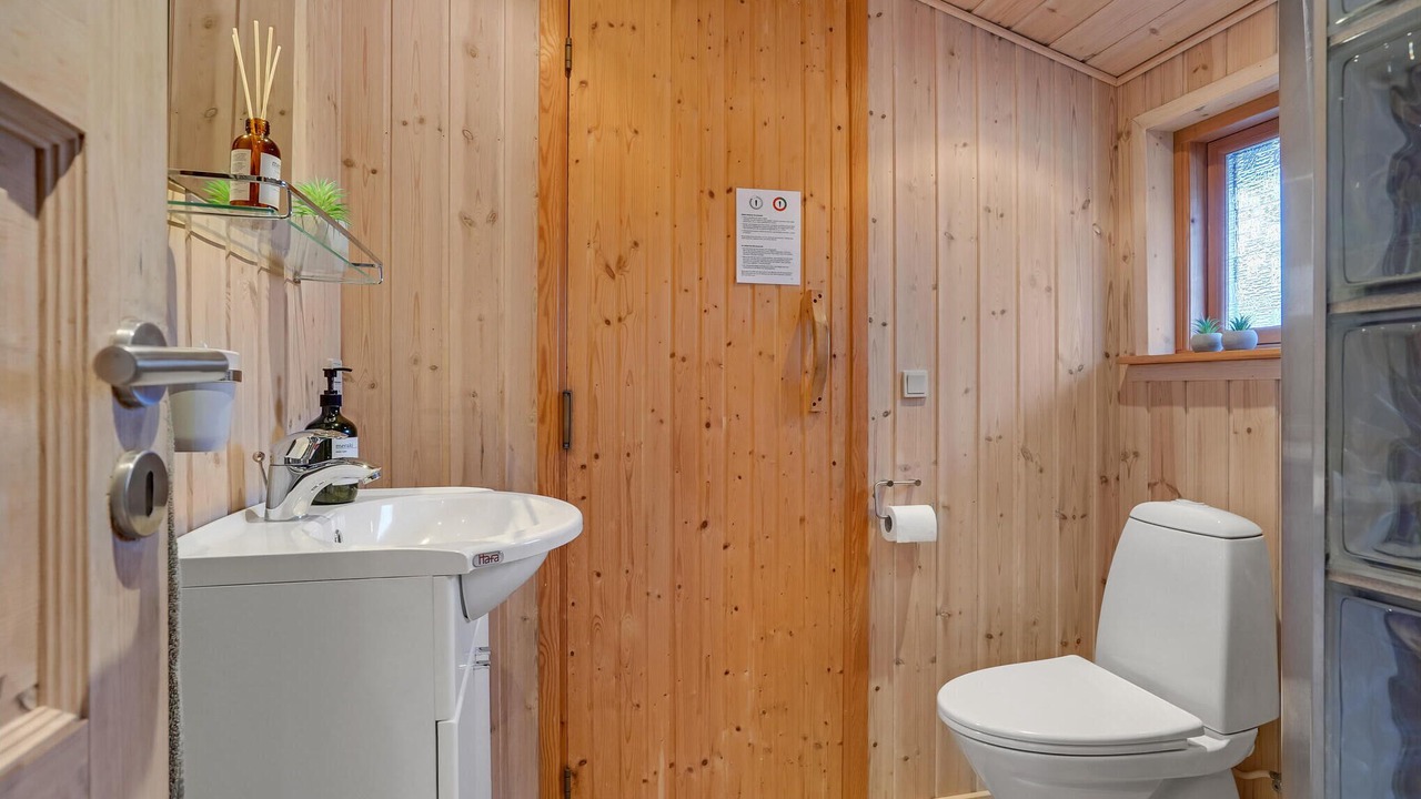 Photo of Bathroom in Øer Strand