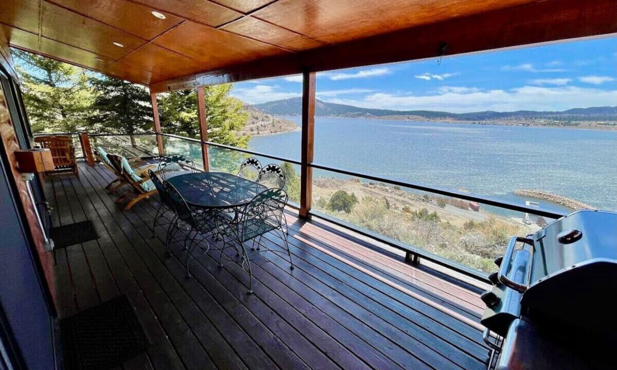 Photo of Outdoor in Mammoth Creek