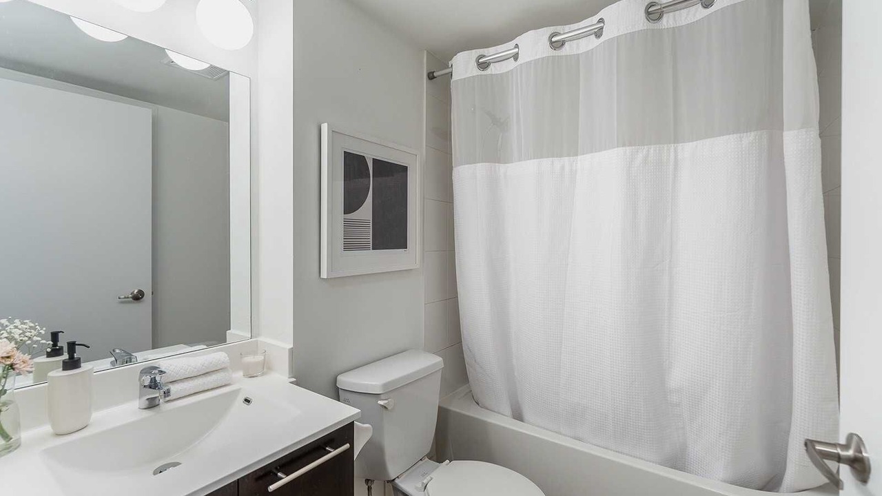 Photo of Bathroom in Parkdale