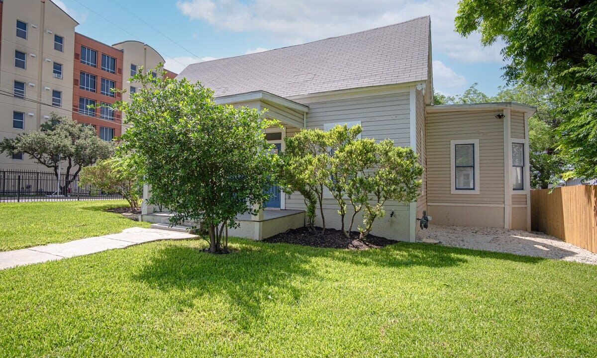 Photo of Outdoor in Near East Side