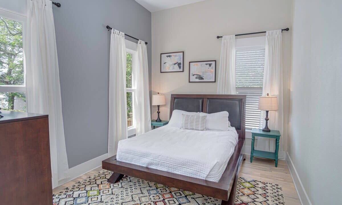 Photo of Bedroom in Near East Side