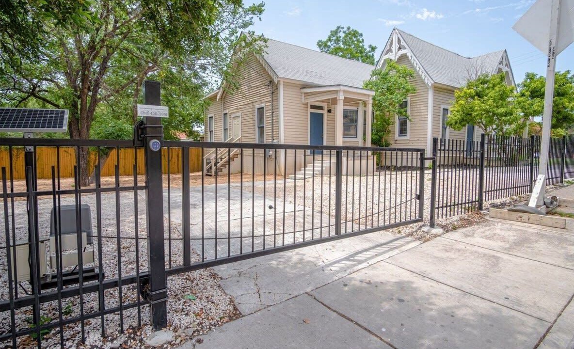 Photo of Outdoor in Near East Side