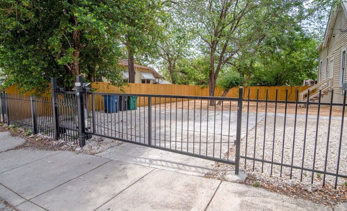 Photo of Outdoor in Near East Side