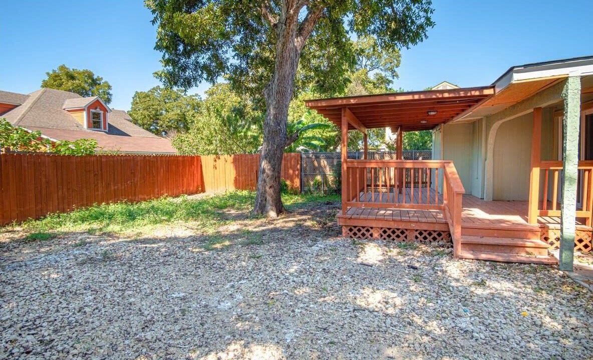 Photo of Patio Balcony in Near East Side