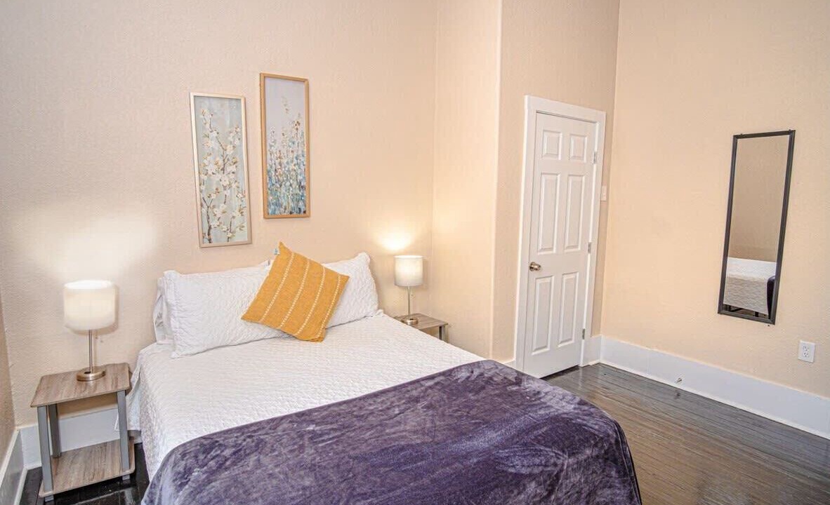 Photo of Bedroom in Near East Side
