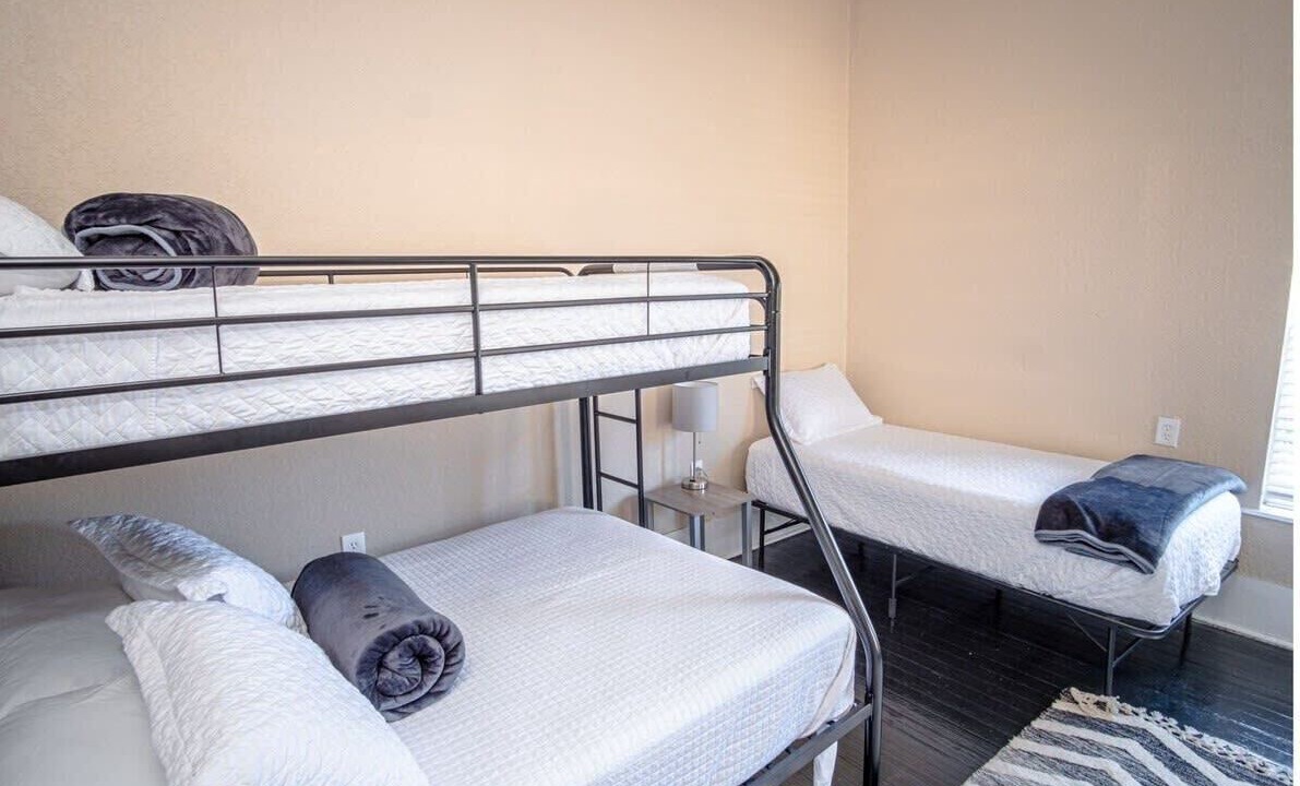 Photo of Bedroom in Near East Side