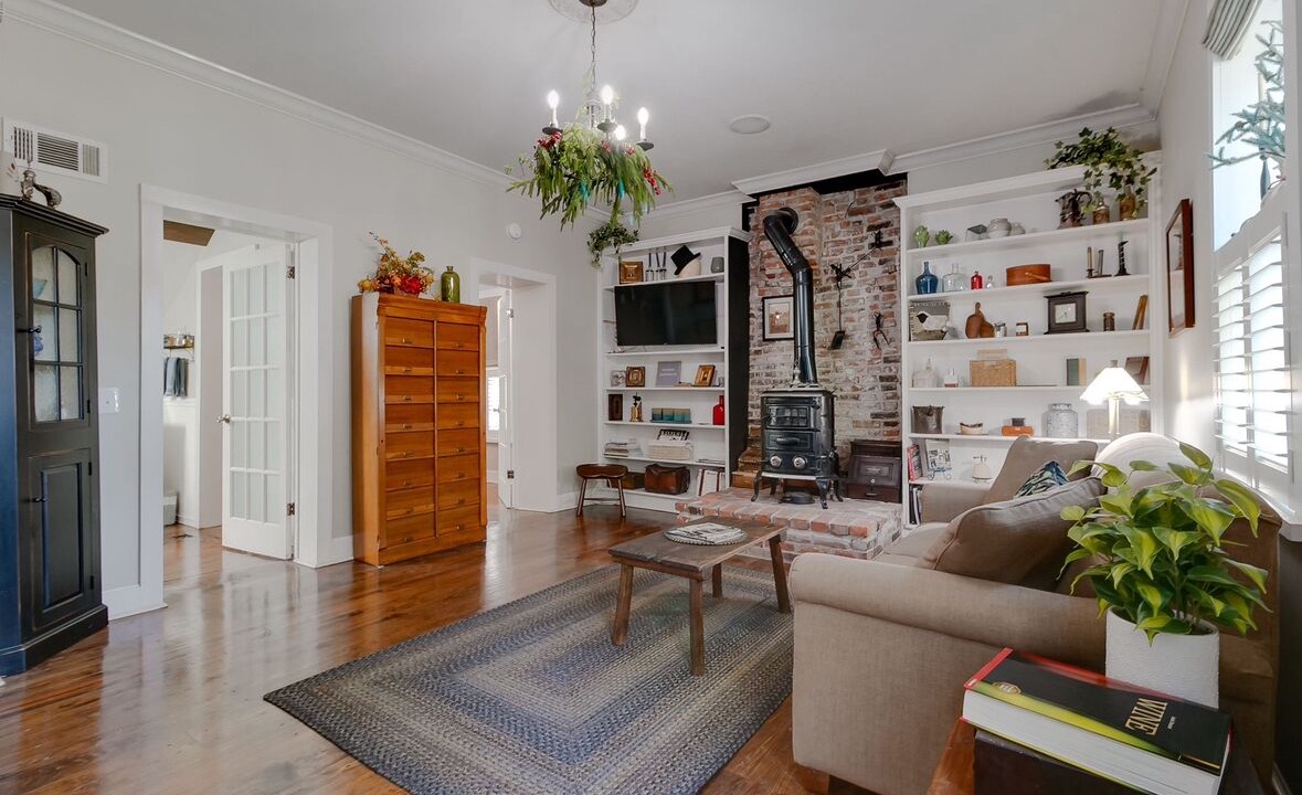 Photo of Livingroom in St. Charles