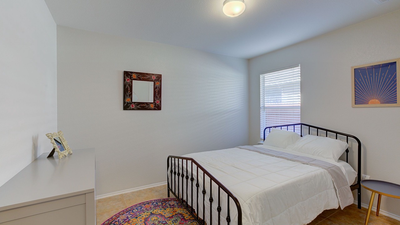 Photo of Bedroom in Manchaca