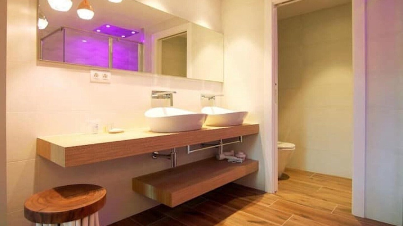 Photo of Bathroom in Puertolas