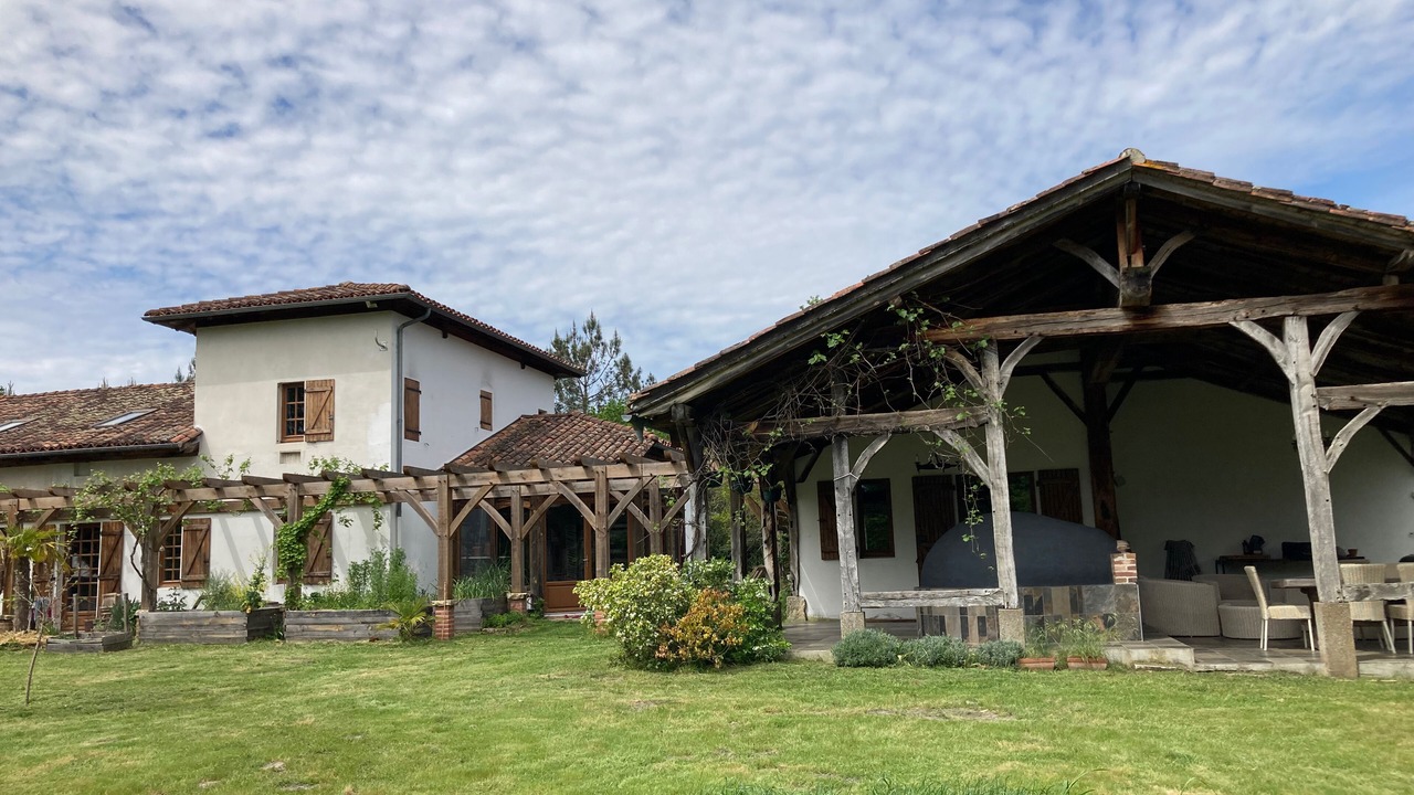 Photo of Outdoor in Mezos