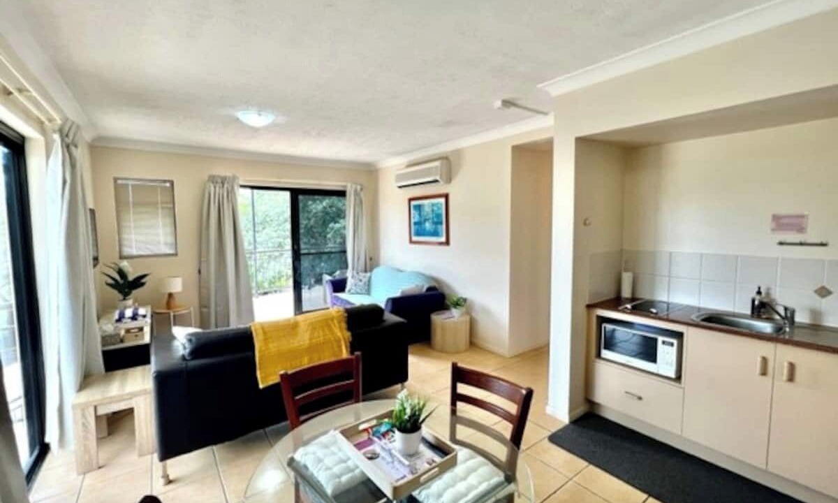 Photo of Livingroom in North Ward