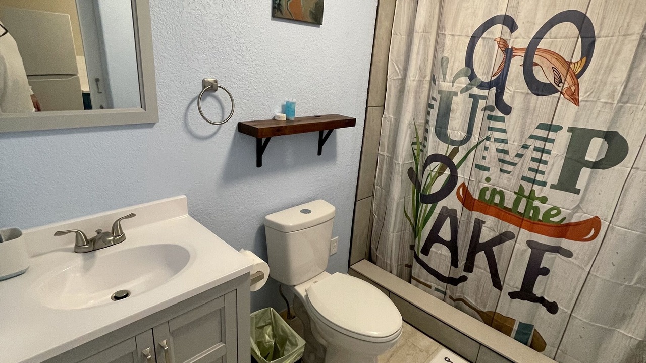 Photo of Bathroom in Granite Shoals