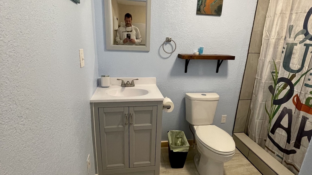 Photo of Bathroom in Granite Shoals
