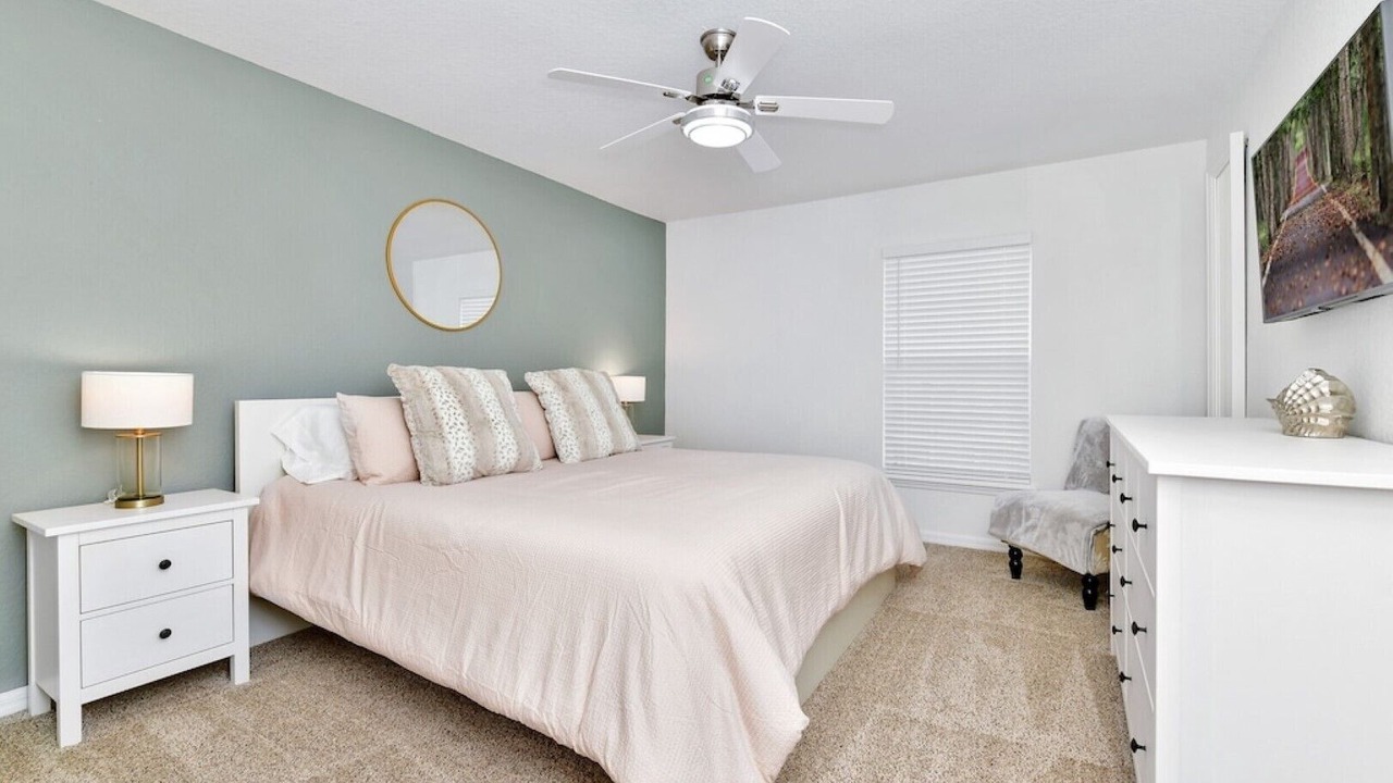 Photo of Bedroom in Loughman