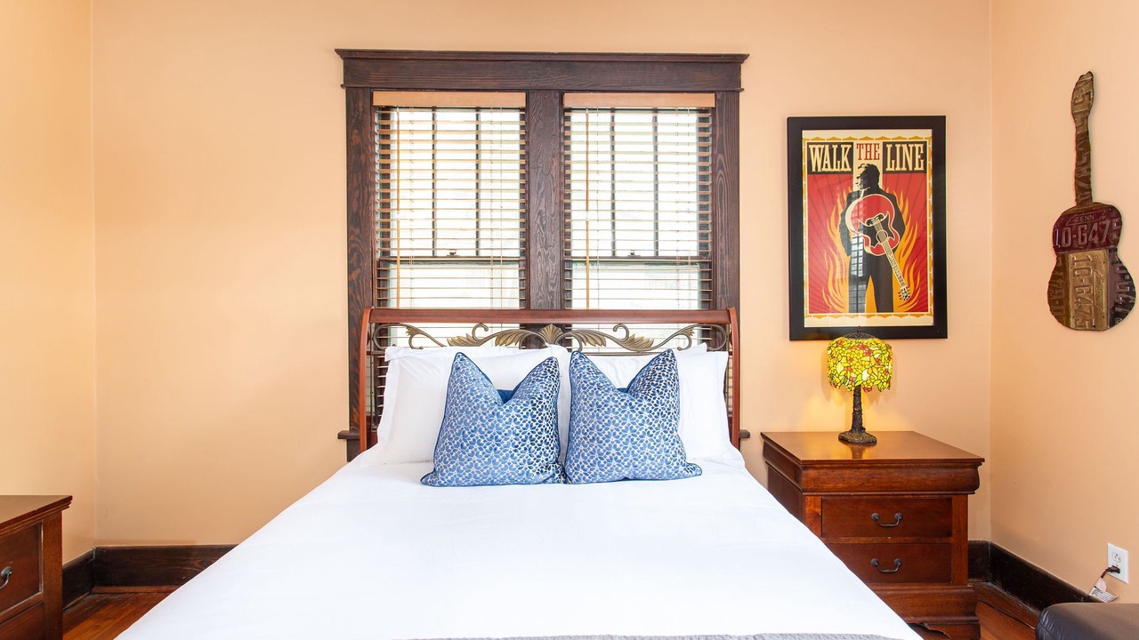 Photo of Bedroom in Historic Edgefield