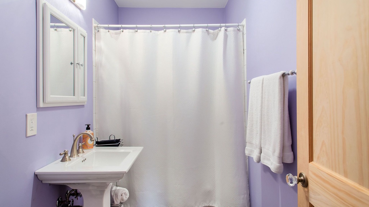 Photo of Bathroom in Historic Edgefield