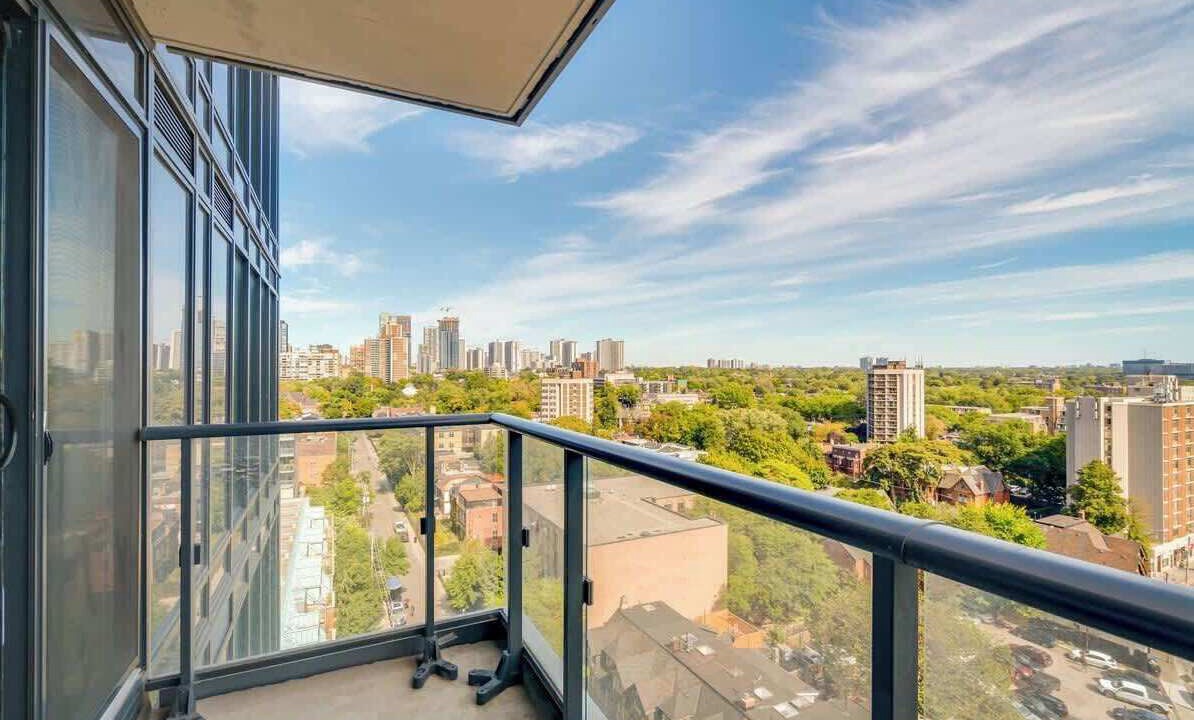 Photo of Patio Balcony in Church and Wellesley