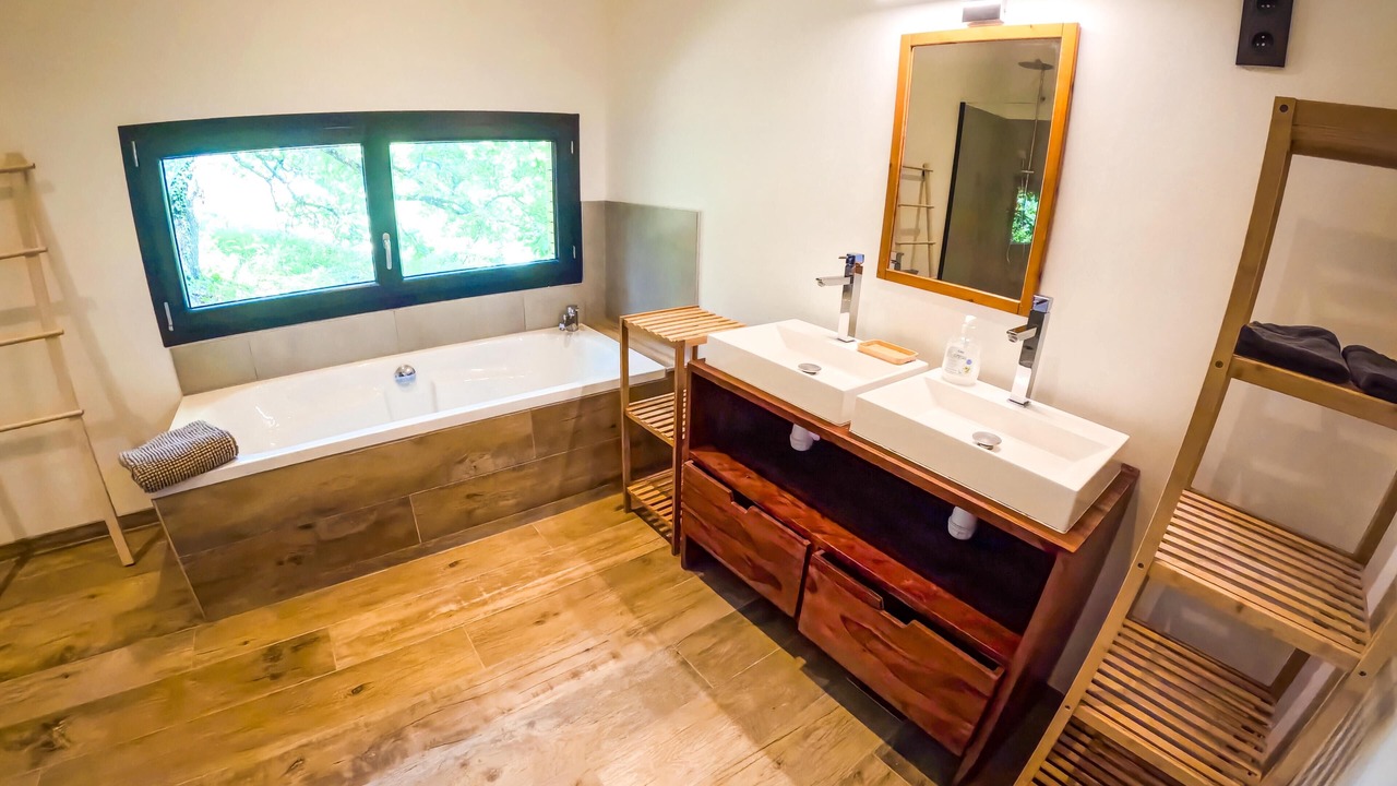 Photo of Bathroom in Pont-de-Barret