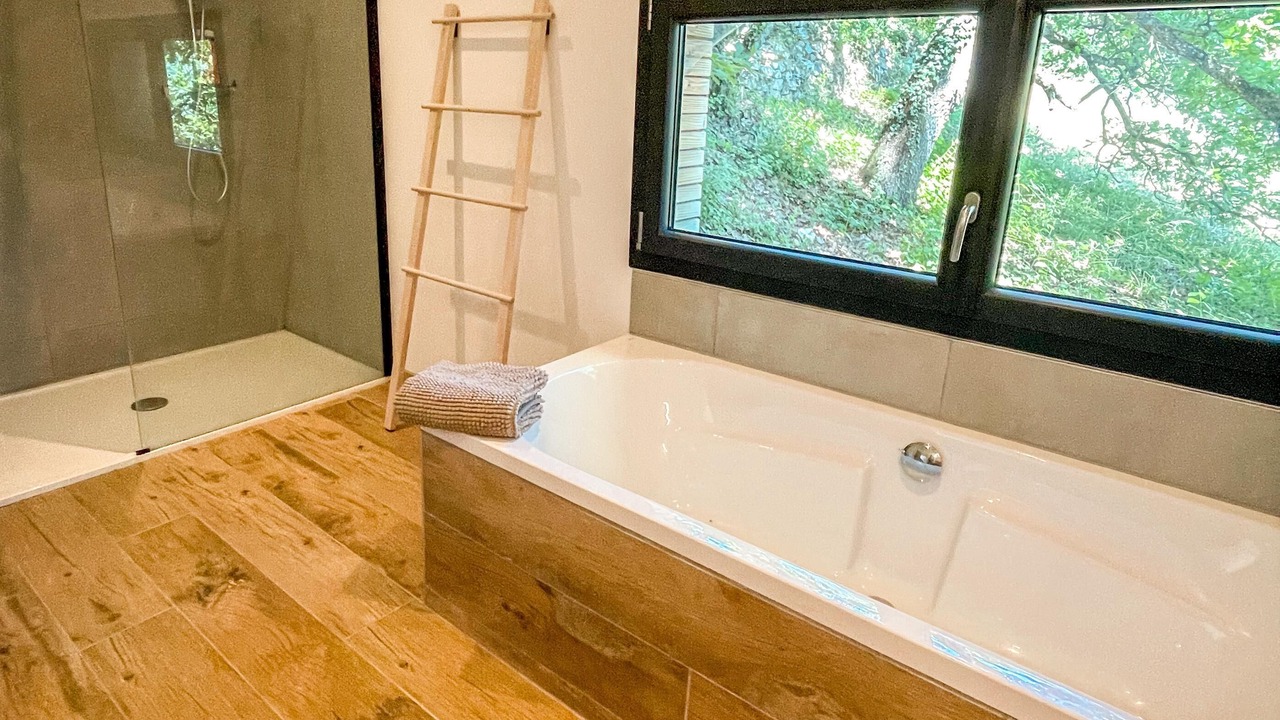 Photo of Bathroom in Pont-de-Barret
