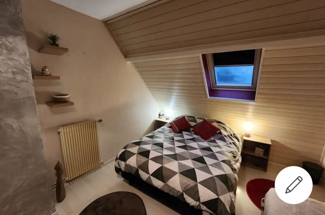 Photo of Bedroom in Reux