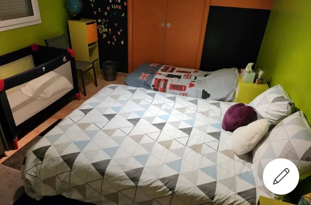 Photo of Bedroom in Reux