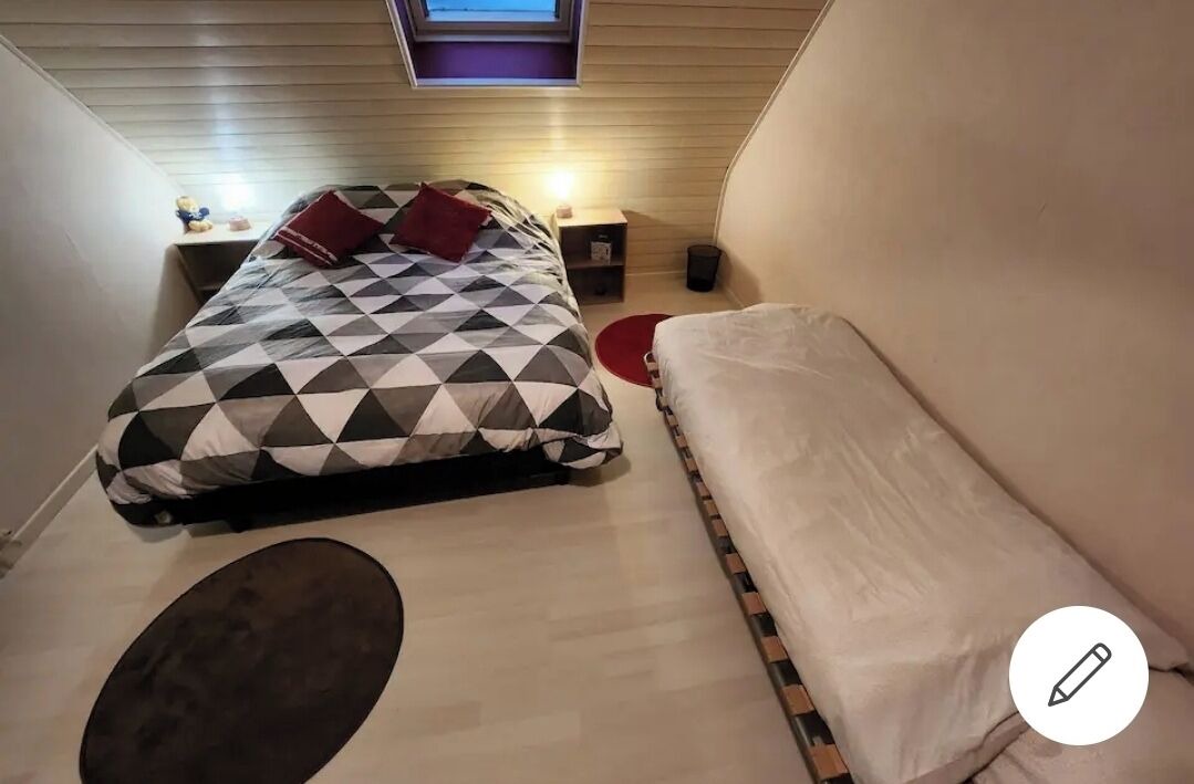 Photo of Bedroom in Reux