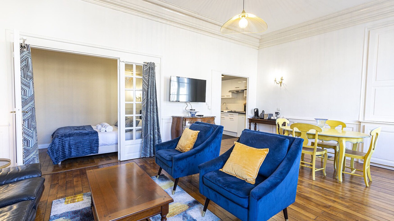 Photo of Livingroom in Downtown Angers