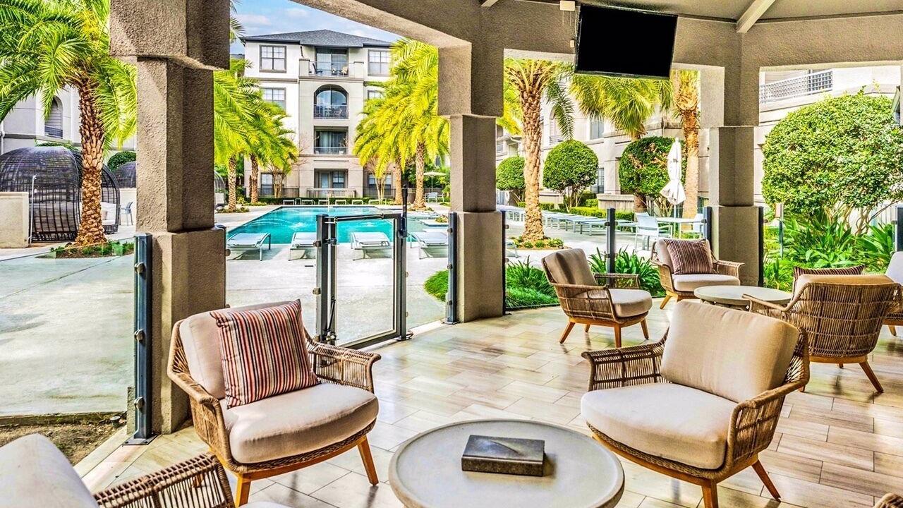 Photo of Patio Balcony in Braeswood Place