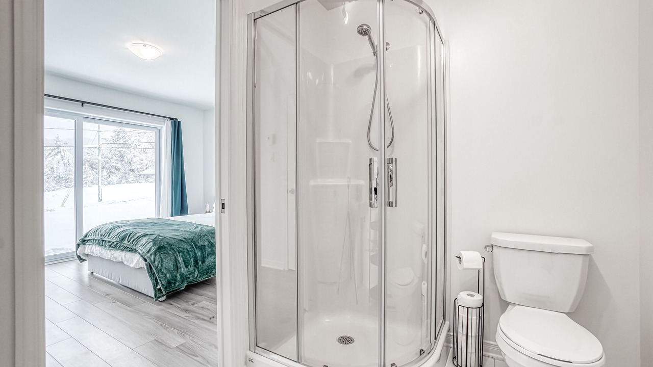 Photo of Bathroom in Val-des-Monts