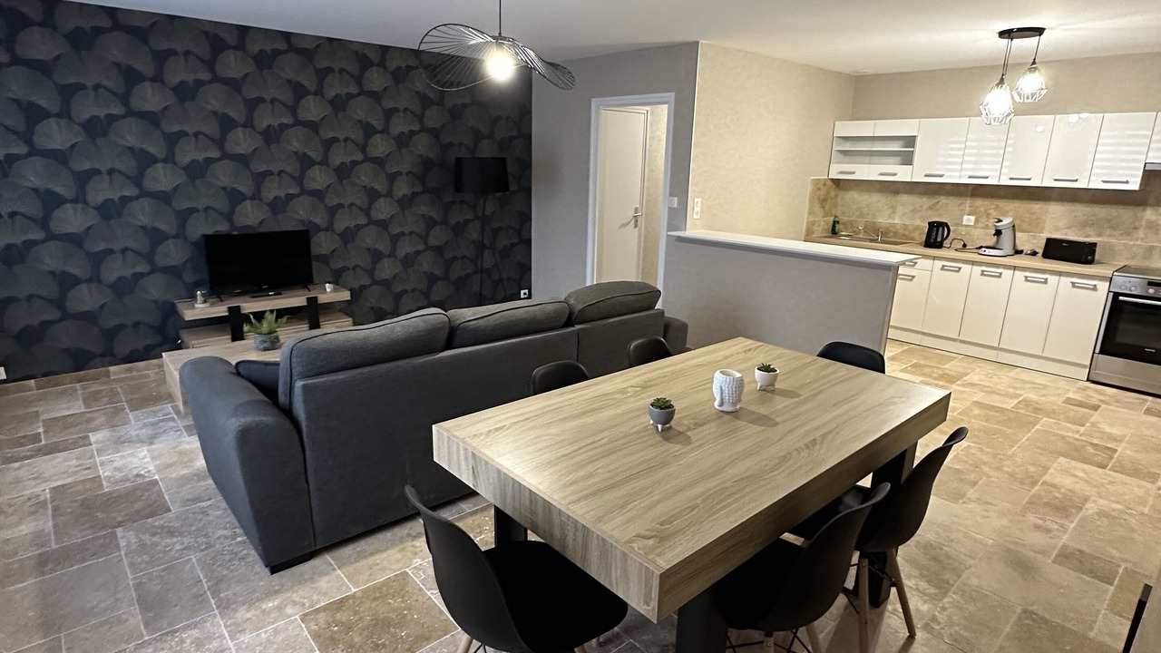 Photo of Others in Saint-Laurent-sur-Saone