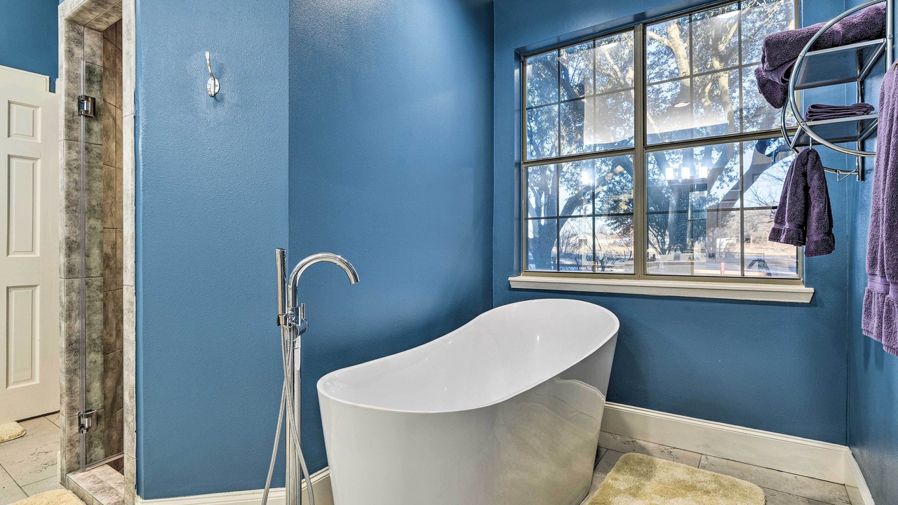 Photo of Bathroom in Argyle