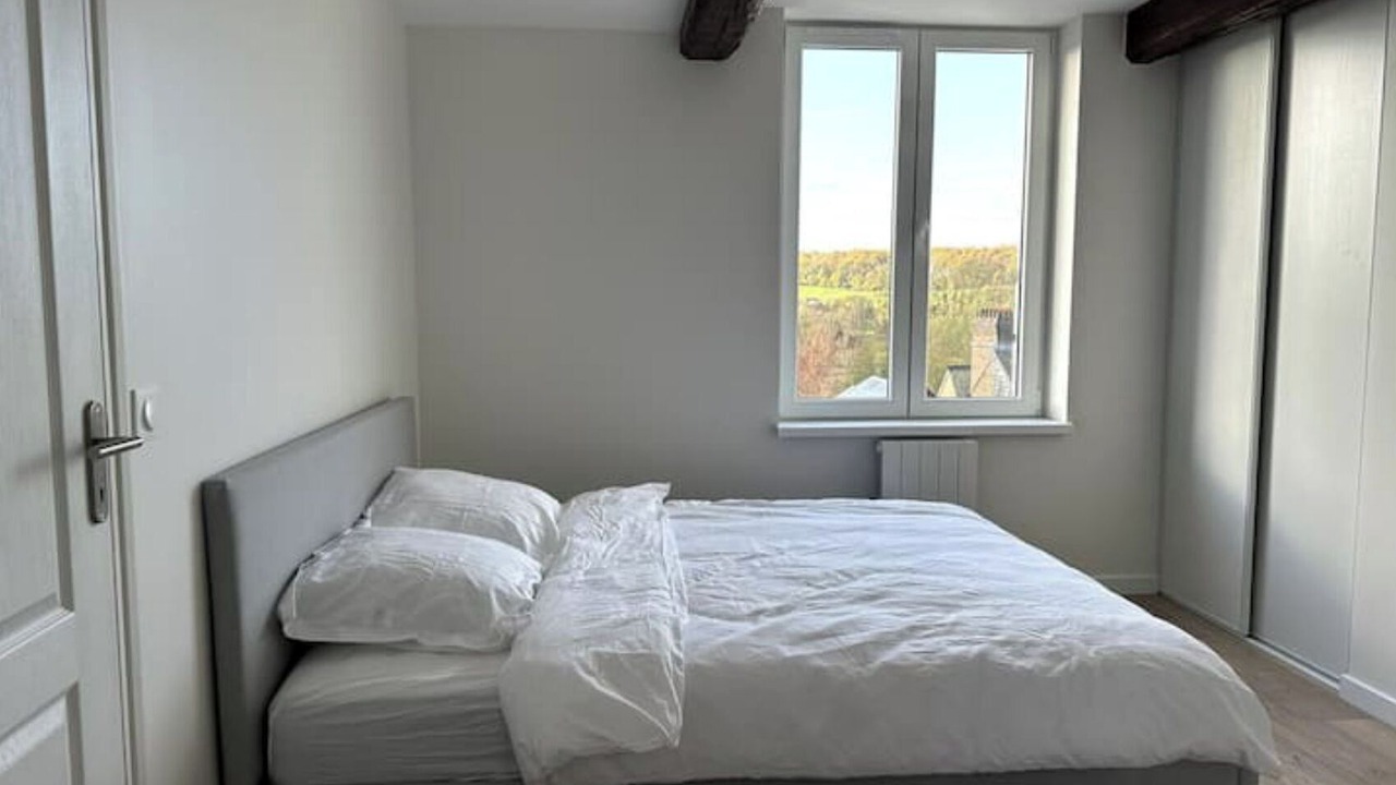 Photo of Bedroom in Montfort-sur-Risle