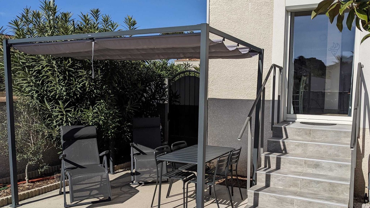 Photo of Patio Balcony in Balaruc-les-Bains