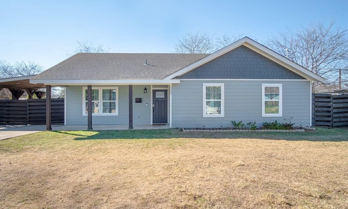 Photo of Outdoor in Denver Heights
