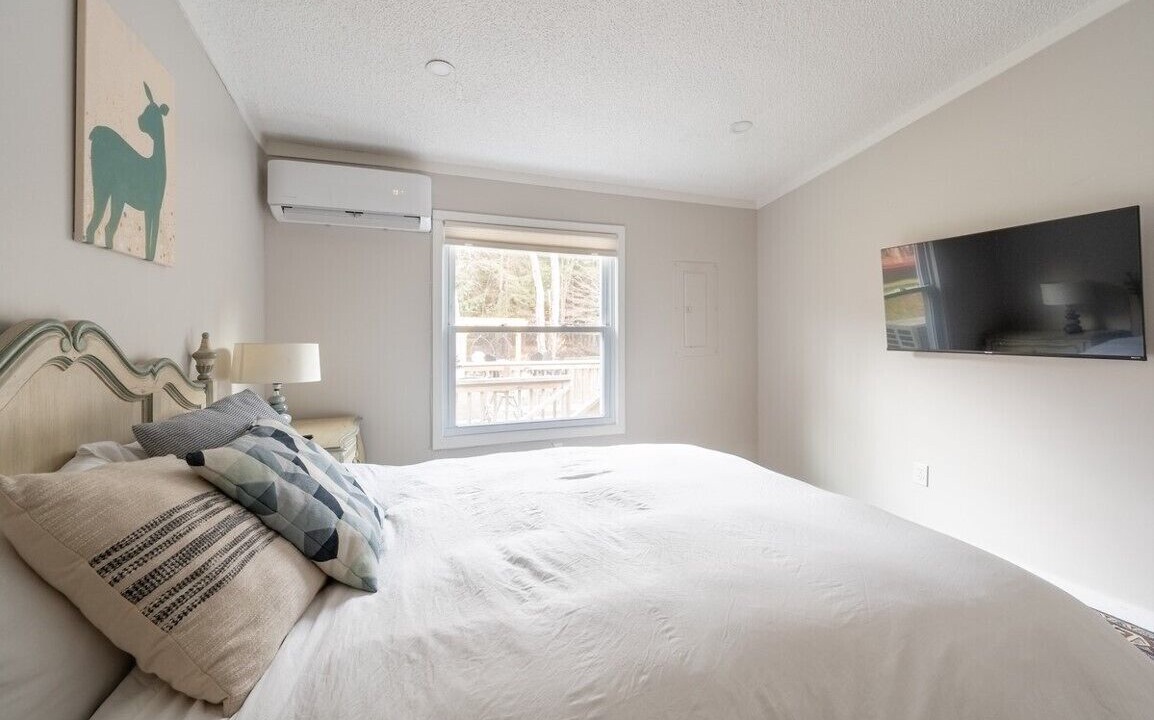 Photo of Bedroom in Livingston Manor