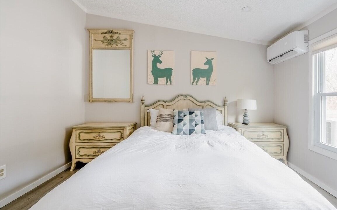 Photo of Bedroom in Livingston Manor