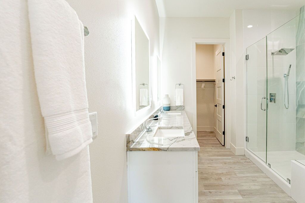 Photo of Bathroom in Highland Lake Estates