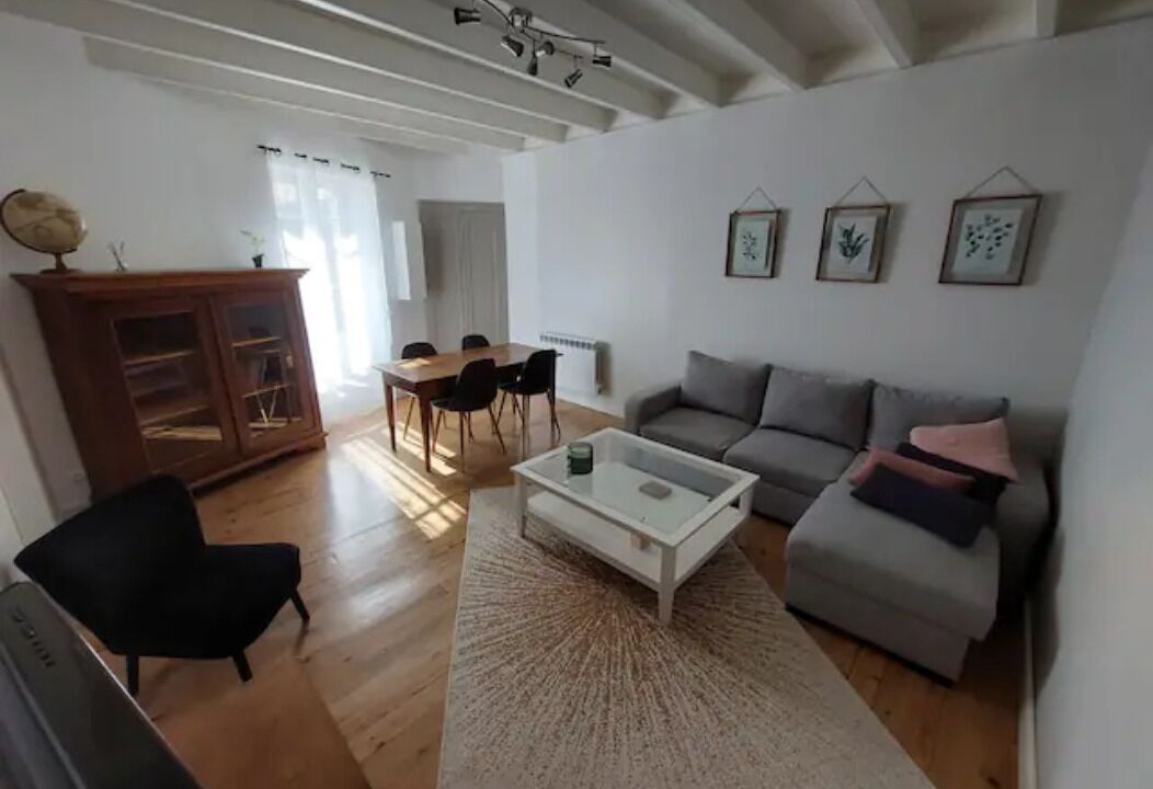 Photo of Livingroom in Doix-les-Fontaines